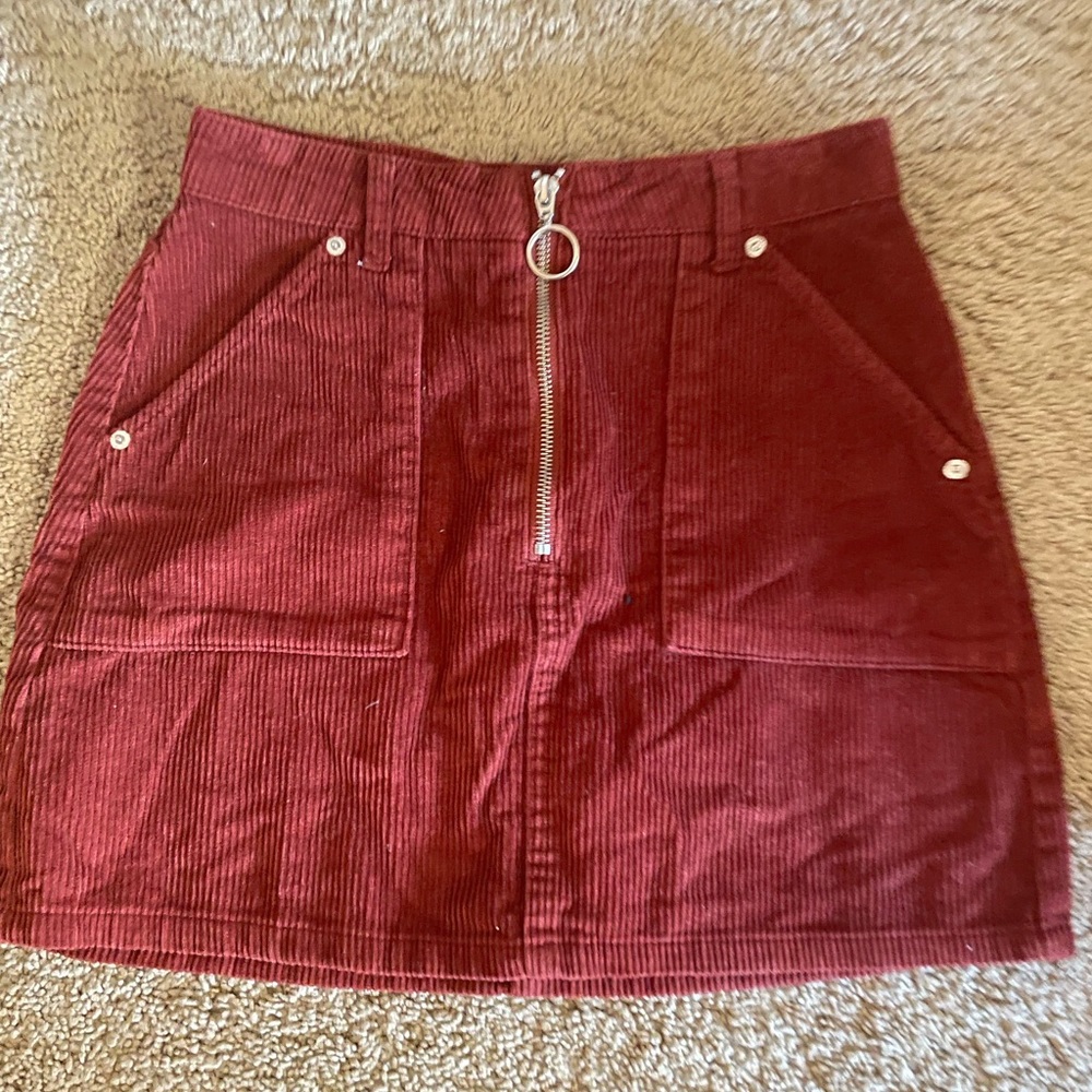 TOPSHOP corduroy mini skirt!!!